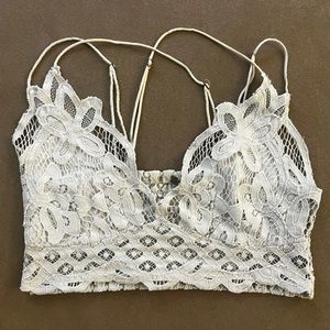 lace bralette in grey